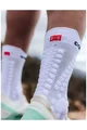 COMPRESSPORT Șosete clasice de ciclism - PRO RACING V4.0 TRAIL - alb/negru